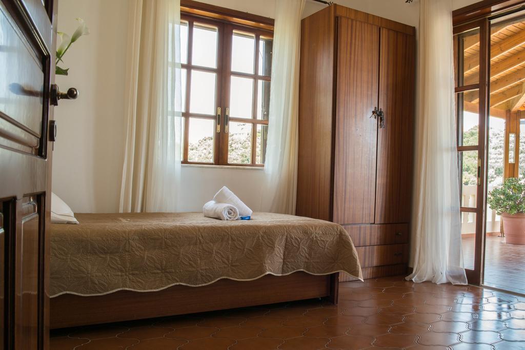 Alexandra Villa Stalos Ngoại thất bức ảnh